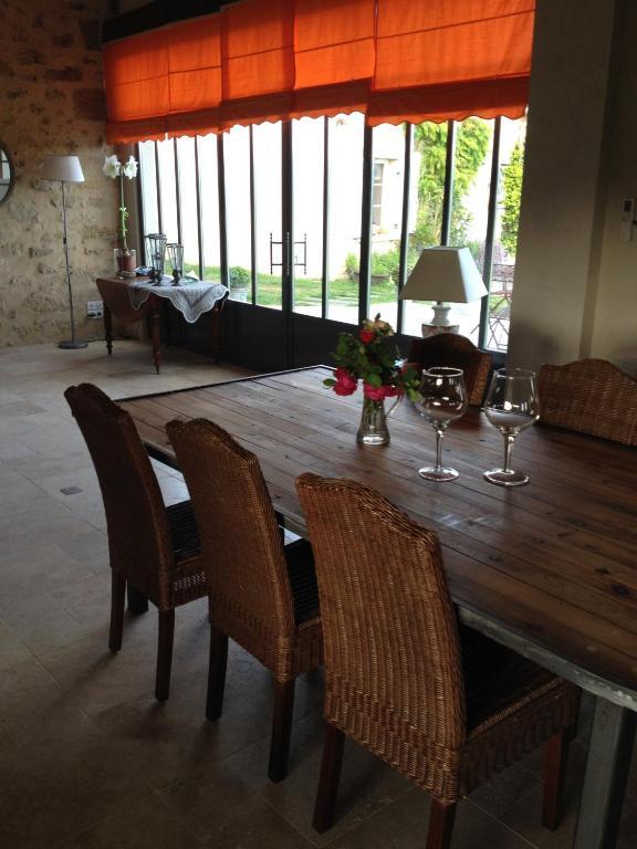 Saint-Sulpice-et-Cameyrac Chateau Nardou酒店 客房 照片